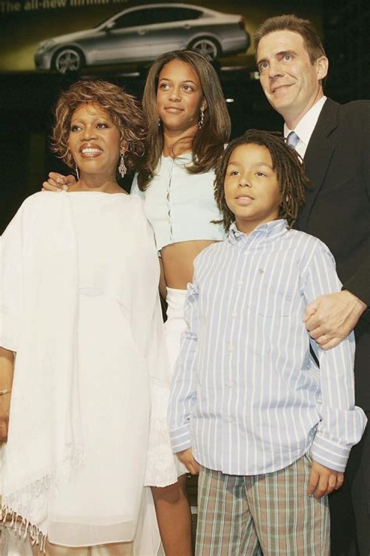 Alfre Woodard Bio, Age, Kids, Husband, Juanita, Awards and Luke Cage