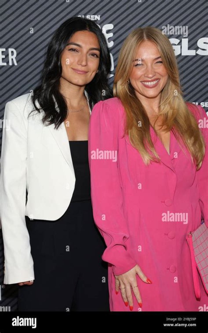 Alix Traeger : Age, Net Worth, Height, Boyfriend And Career