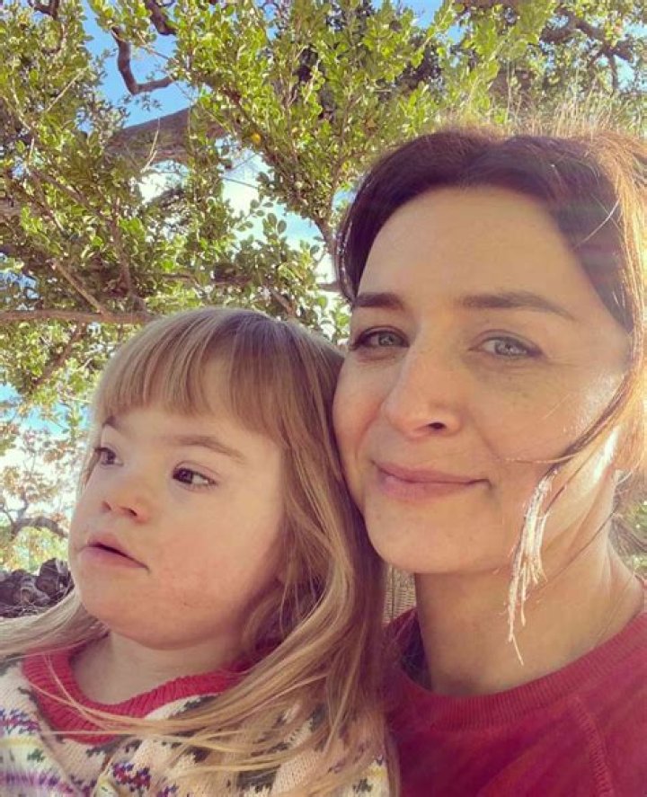 All About Caterina Scorsone ! Age, Net Worth, Relationship, Career