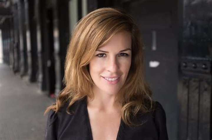 All About Erika Nardini | Net Worth, Relationship, Career