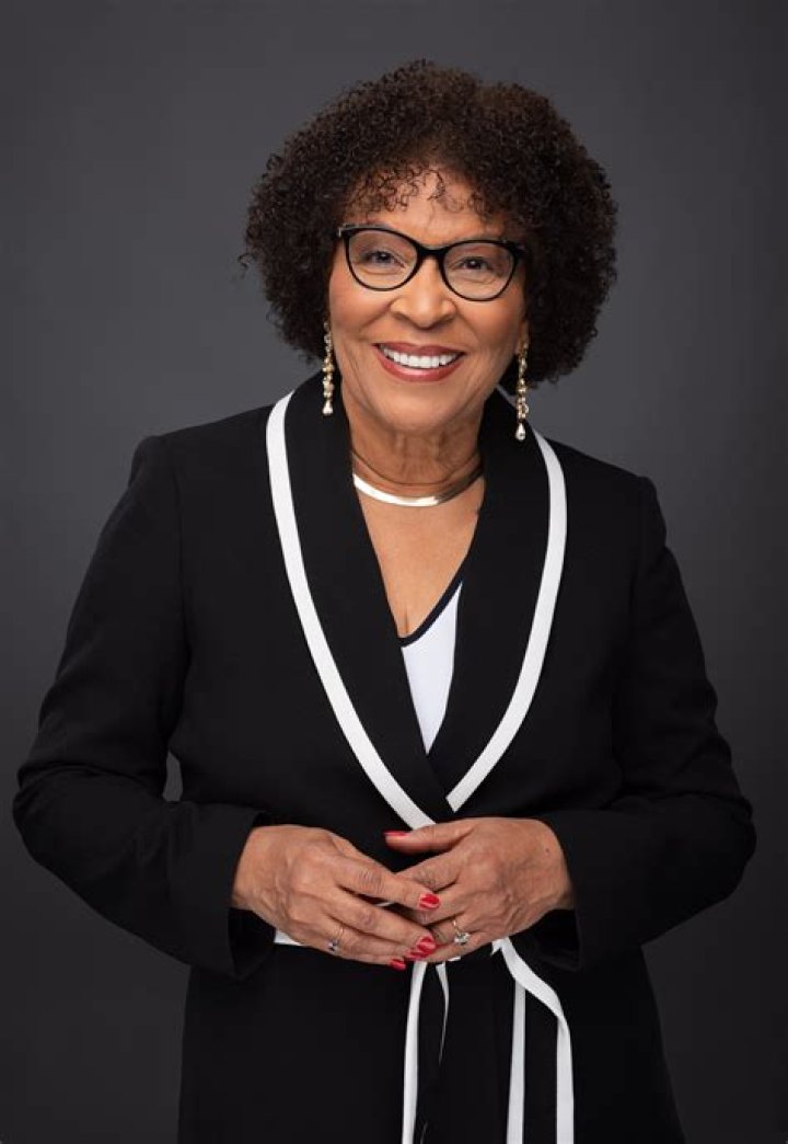 All About Sharon Case | Net Worth, Career, Bio, Age