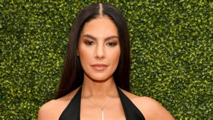 Amanza Smith bio, Age, Wikipedia, Height, Nationality