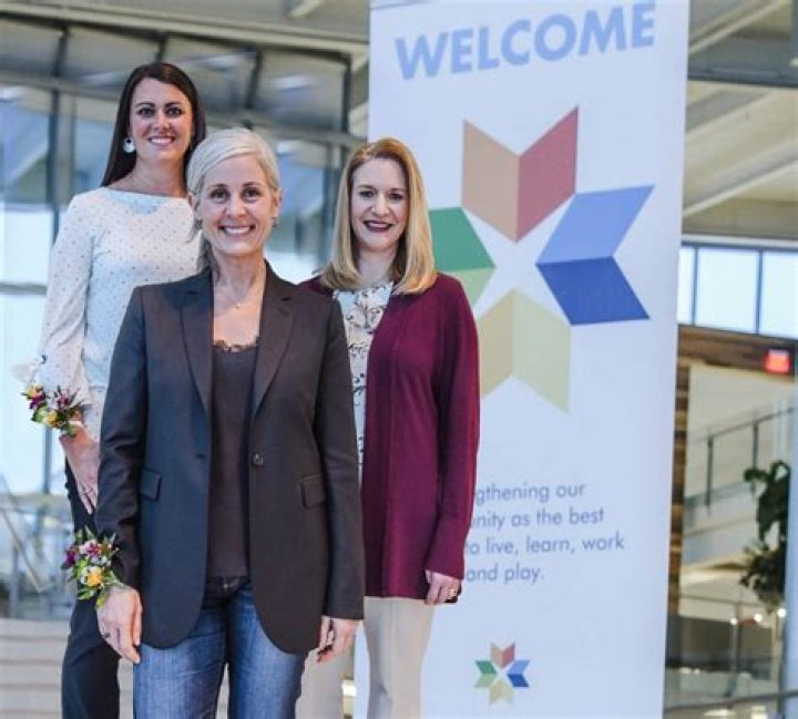 Andi Owen | Bio, Age, Net Worth, Relationship, Career