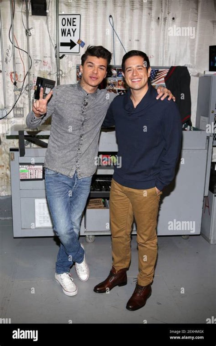 Andrew Jacobs Bio, Wikipedia, Age, Wife, Height, New York Times, Salary, and Net Worth