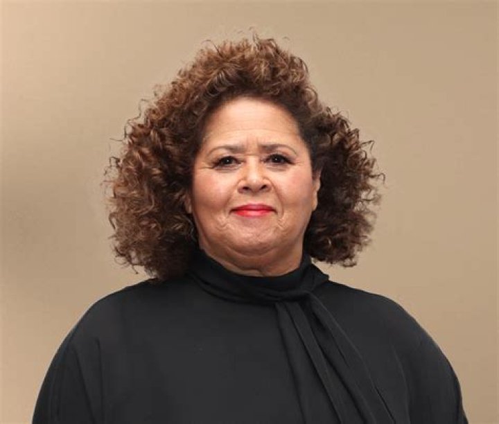 Anna Deavere Smith | Bio, Age, Net Worth, Relationship, Career
