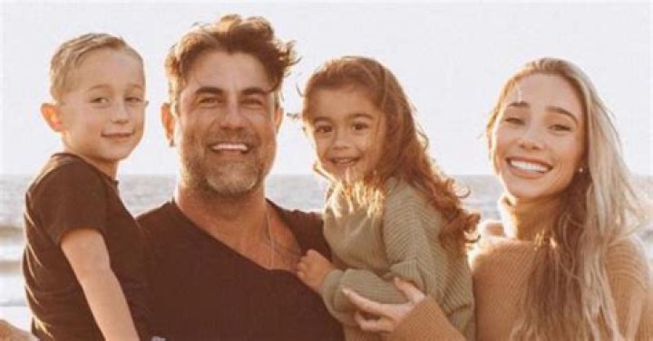 Are Aurora Culpo And Her Husband Michael ‘Mikey’ Bortone Getting A Divorce? American Airlines Clothes Video & More