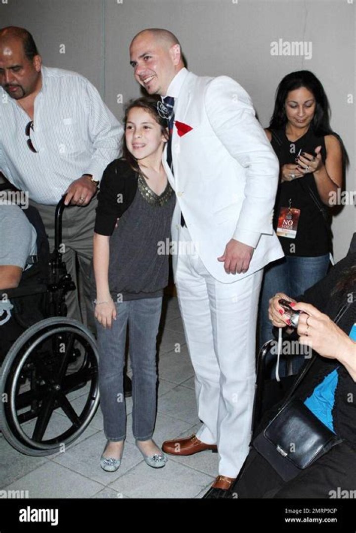 Armando Perez (Pitbull) Bio, Wiki, Age, Wife, Net Worth, Children, and Website