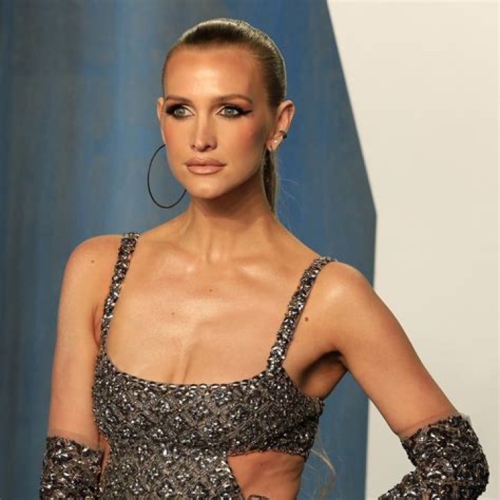 Ashlee Simpson’s net worth, biography, fact, career, awards and life story