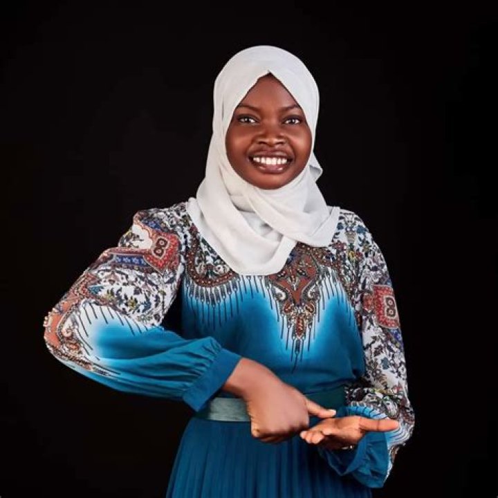 Basit Shittu Biography, Age, Family, Are You the One?, Instagram