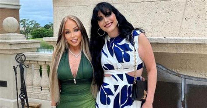 Brittani [sMothered]