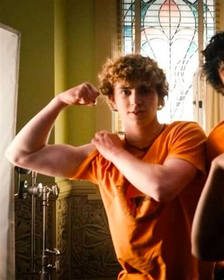 Charlie Bushnell- Wiki, Girlfriend, Net Worth, Height, Career