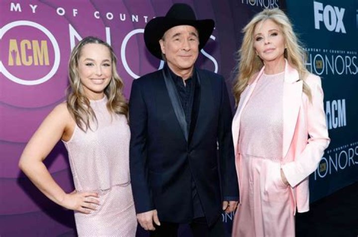 Chelsea Bain (Clint Black’s Daughter) Age, Wiki, Bio, Married, Height, Husband, Net Worth