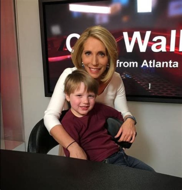 Dana Bash Bio, Age, Family, Husband, Son, CNN, Salary, Net worth