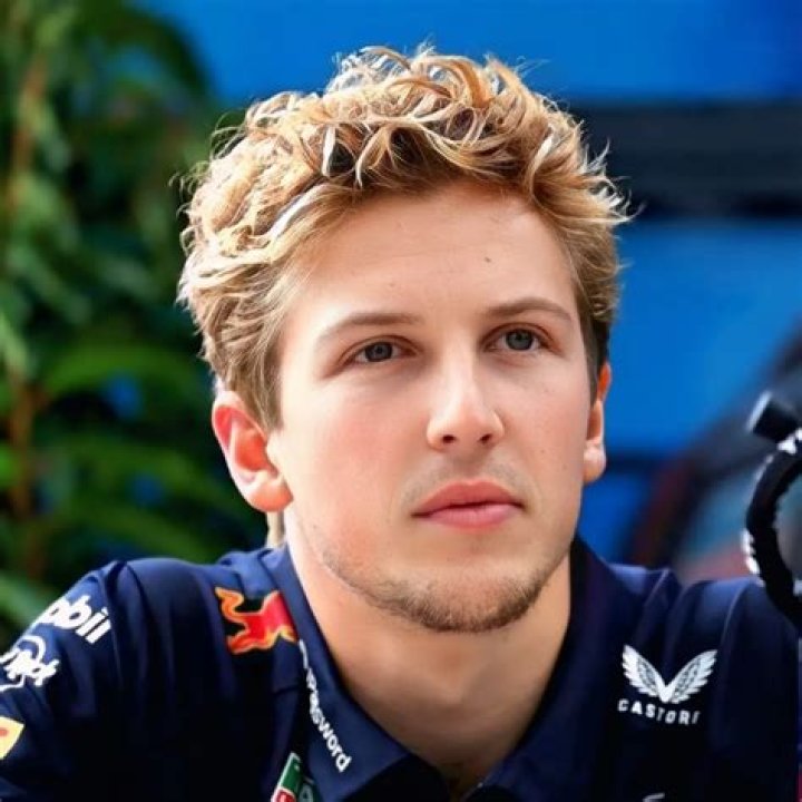 Dave Lawson Height, Weight, Net Worth, Age, Birthday, Wikipedia, Who, Nationality, Biography