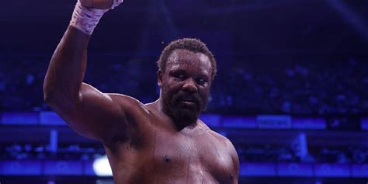 Derek Chisora Height, Weight, Net Worth, Age, Birthday, Wikipedia, Who, Nationality, Biography