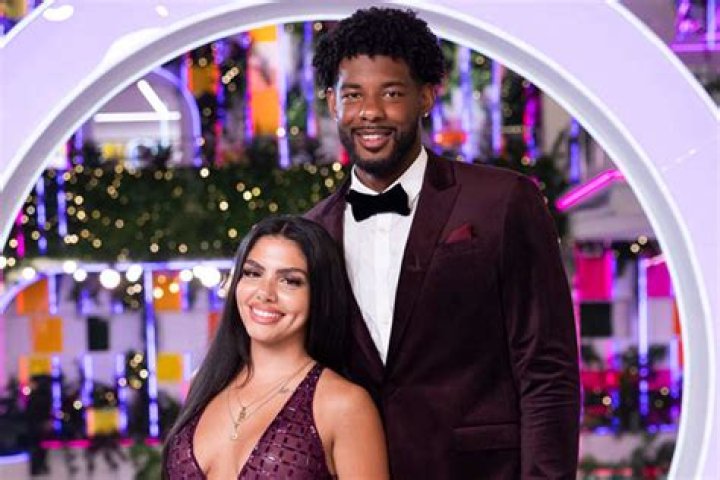 Drew Seeley Net Worth, Income, Salary, Earnings, Biography