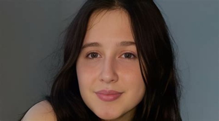 Elizabeth Brace Age, Wiki, Biography, Height, Instagram, Boyfriend