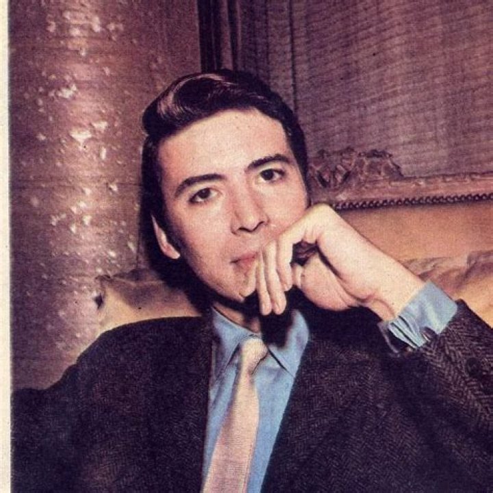 Enrique Alvarez Felix