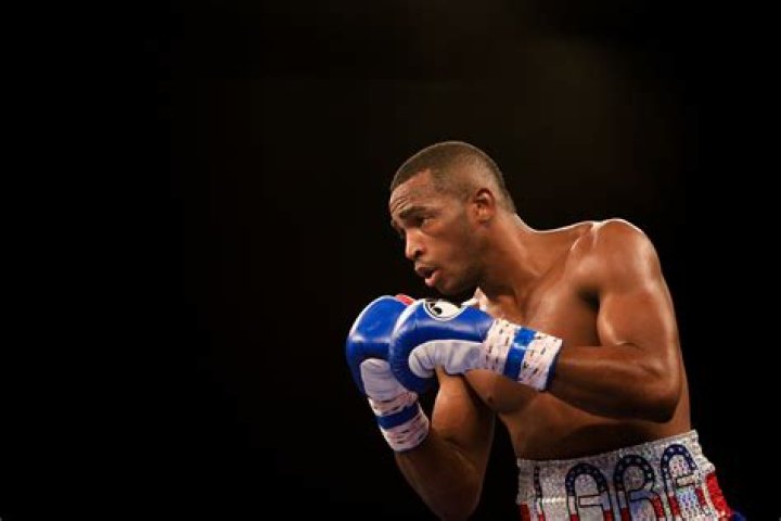 Erislandy Lara’s Net Worth Is More Than $2 Million -How Rich Is He?