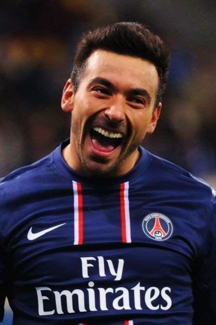 Ezequiel Ivan Lavezzi Age, Wiki, Biography, Wife, Children, Salary, Net Worth, Parents