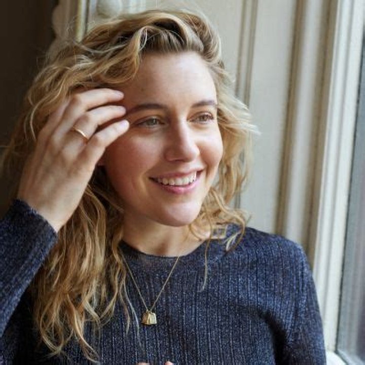 Greta Gerwig Net Worth | How Wealthy Is She | Actress Career and Achievements