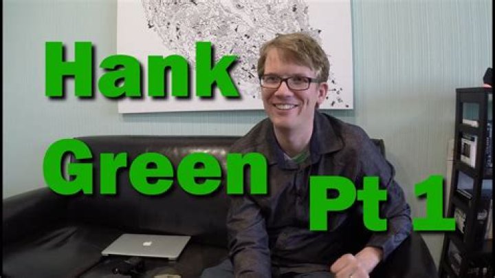 Hank Green Biography, Age, Family, Degree, Wife, John Green, Crash Course, SciShow, Podcast, Songs and Net Worth