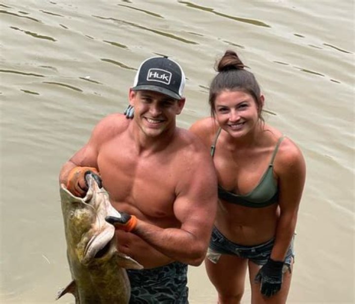 Heather Mathis Bio, Wiki, Age, Height, Parents, Husband, News Channel 5, Salary and Net Worth.