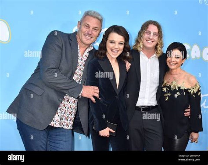 Here’s Everything You Need to Know About Stefania Lavie Owen Parents and Siblings