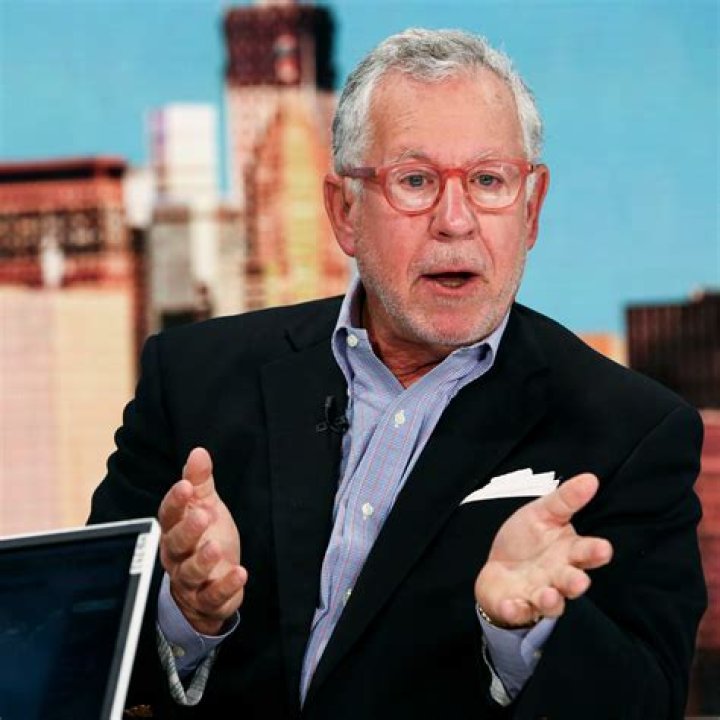 How Much Money Does Doug Kass Make? Latest Doug Kass Net Worth Income Salary