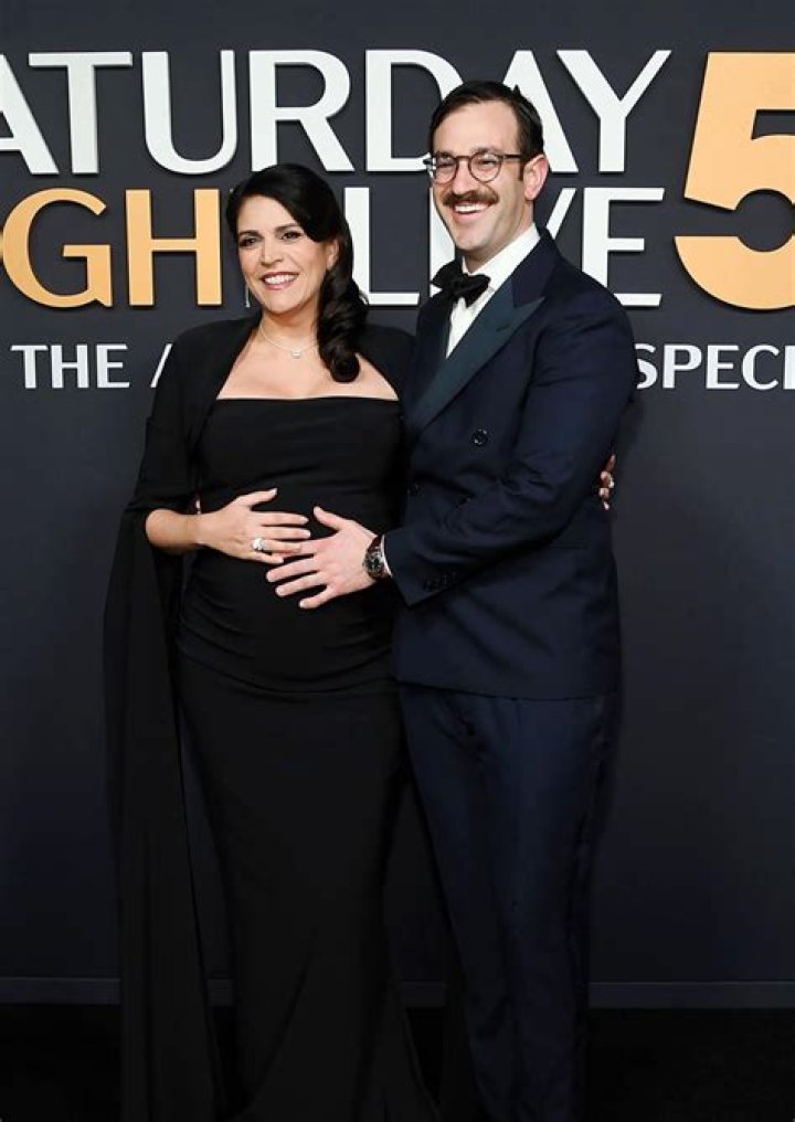 Is Cecily Strong Married? Relationship Status Breakdown!
