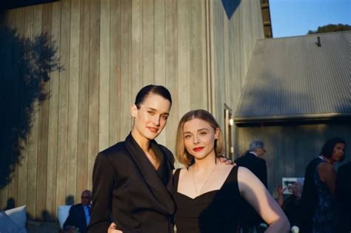 Is Lauren Patten Married To Her Spose? Gay and Bisexual Rumors