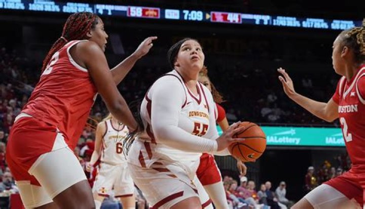 Jaelyn Crooks Biography, Wikipedia, Parents: Mother Jodie Crooks, Father Name, Is She Racist? Ethnicity Details