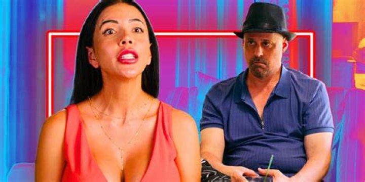 Jane Fonda: Fiancé, net worth, tattoos, smoking & body measurements