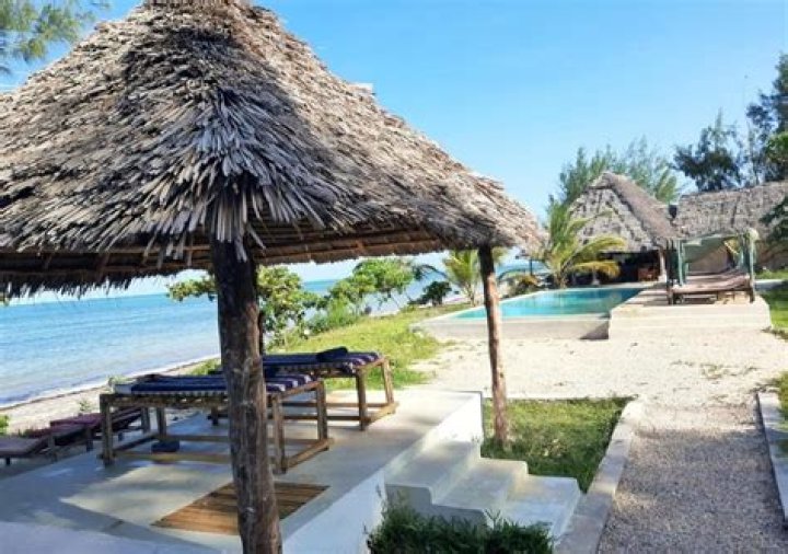 Jaribu Beach Hotel, Nganane, Tanzania