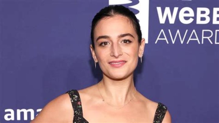 Jenny Slate | Bio, Age, Net Worth, Relationship, Career