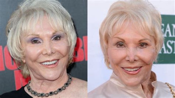 Joan Benedict Steiger