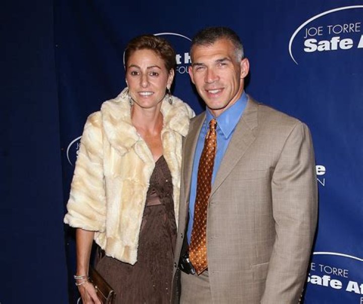 Joe Girardi Biography, Age, Wife, Son, Career, Stats, Team Coached