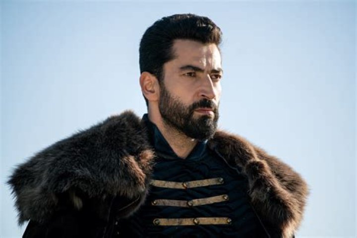 Kenan Imirzalioglu: Girlfriend, net worth, tattoos, smoking & body facts