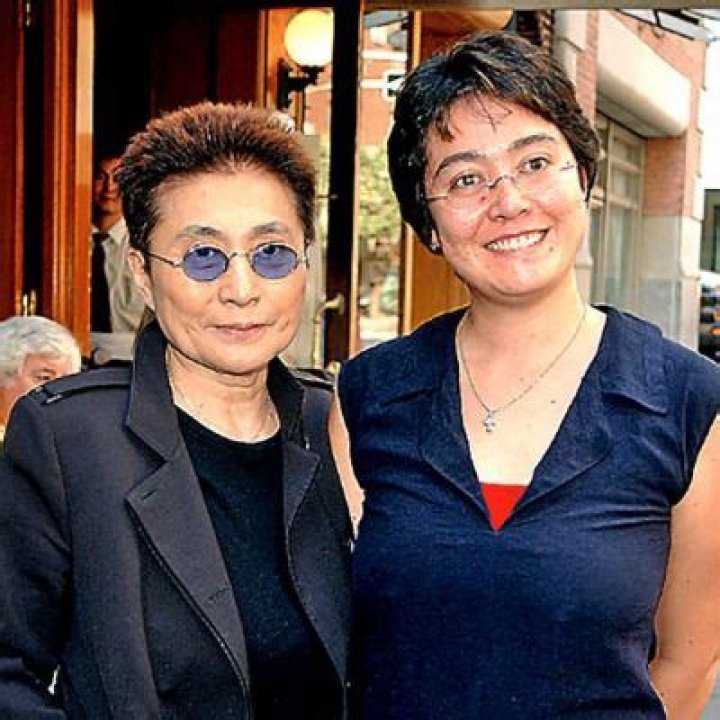 Kyoko Chan Cox: Long-Lost Daughter of Japanese Artist Yoko Ono