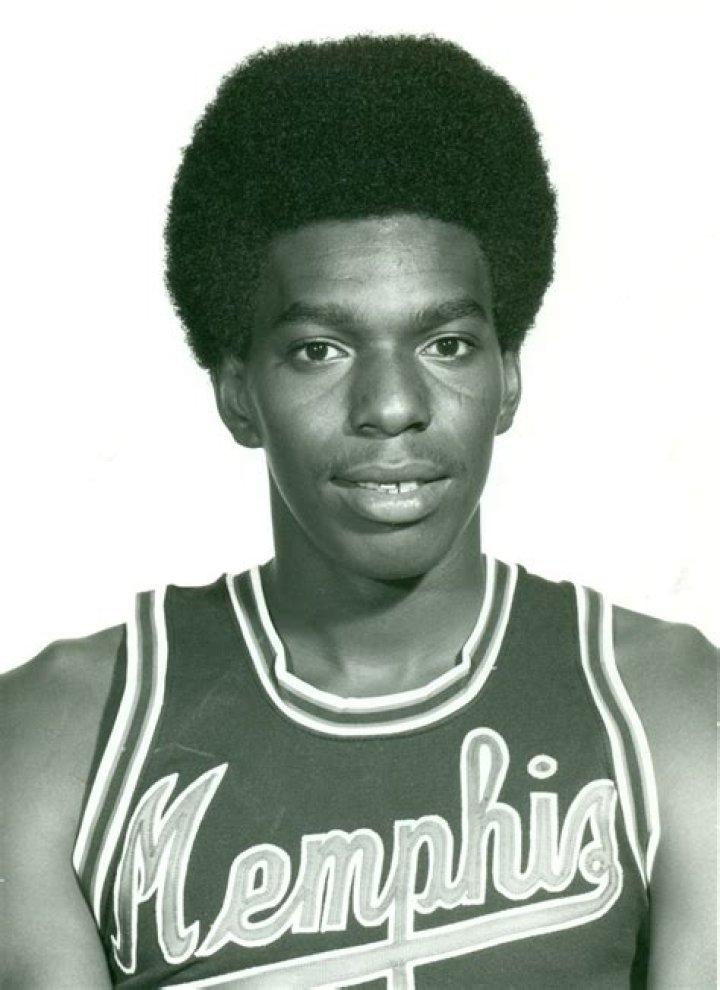 Larry Kenon Net Worth, Income, Salary, Earnings, Biography