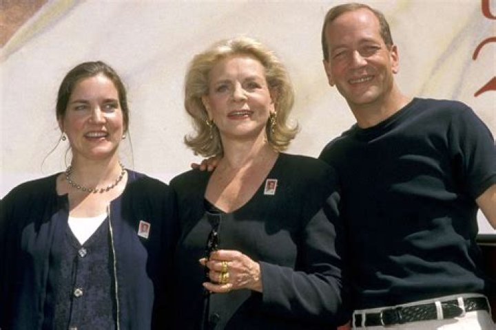 Leslie Bogart | Profession, Lauren Bacall’s Daughter