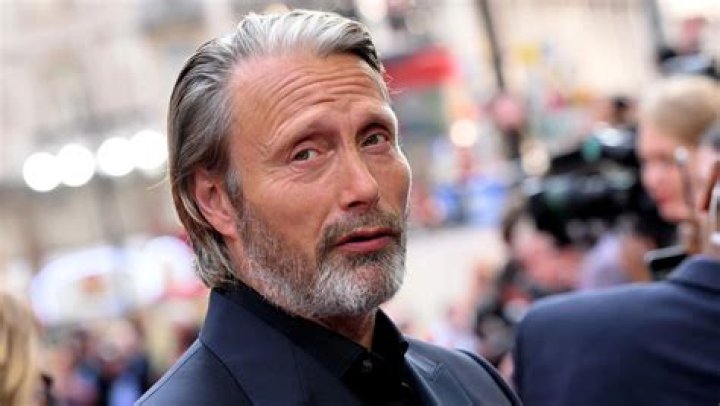 Mads Mikkelsen Bio, Wiki, Age, Family, Wife, Net Worth, Career, Movies and Height