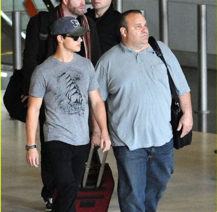 Meet Taylor Lautner Siblings Makena Moore Parents And Family