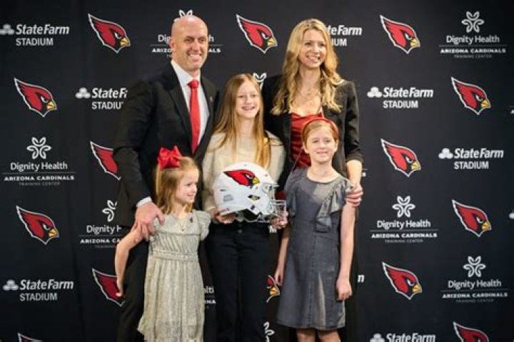 Monti Ossenfort Bio, Age, Height, Family, Daughters, Instagram, Wikipedia