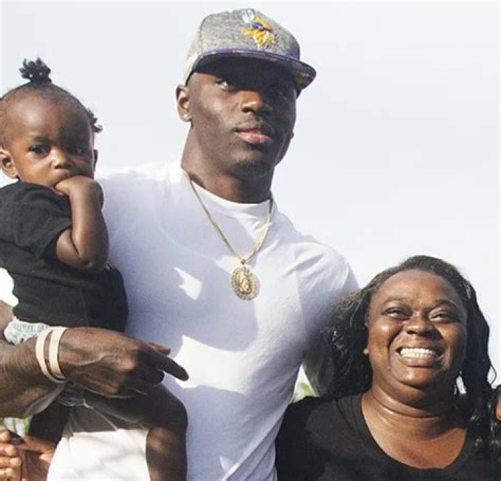 NFL: Is Jayron Kearse Related To Jevon Kearse? Everything On His Father And family