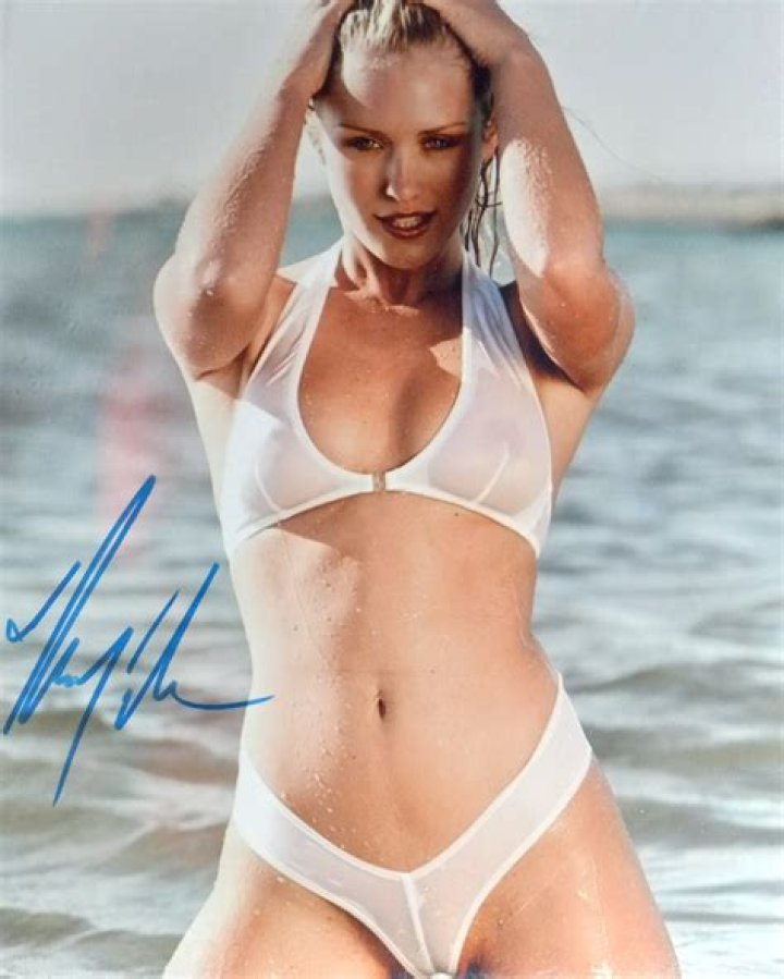 Nicky Whelan