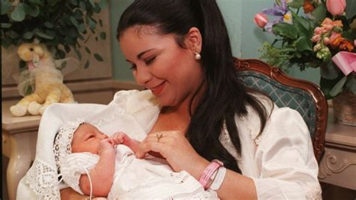 Olga Tañón Bio, Wiki, Edad, Hija, Net Worth, Basta Ya, Husband, Songs