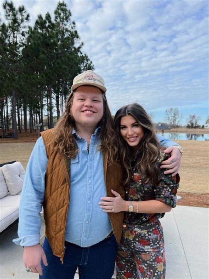 Olivia Hussey Ex-Husband: Who is Akira Fuse?