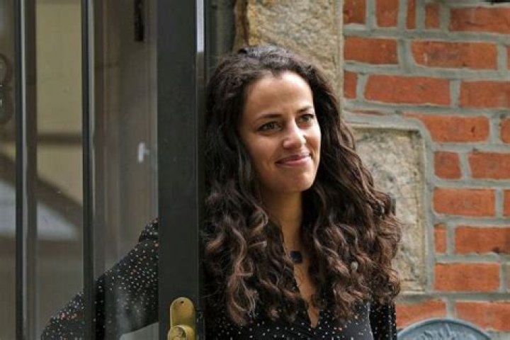 On And Off-Screen, Athena Karkanis Is A Fantastic Mother!