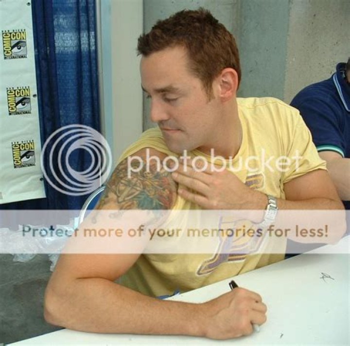 Paulo Costanzo: dating, net worth, tattoos, smoking & body facts